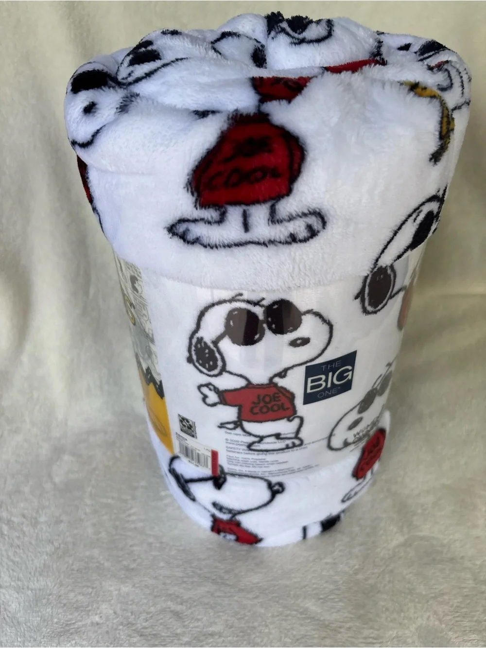 Peanuts Snoopy & Woodstock Plush Throw